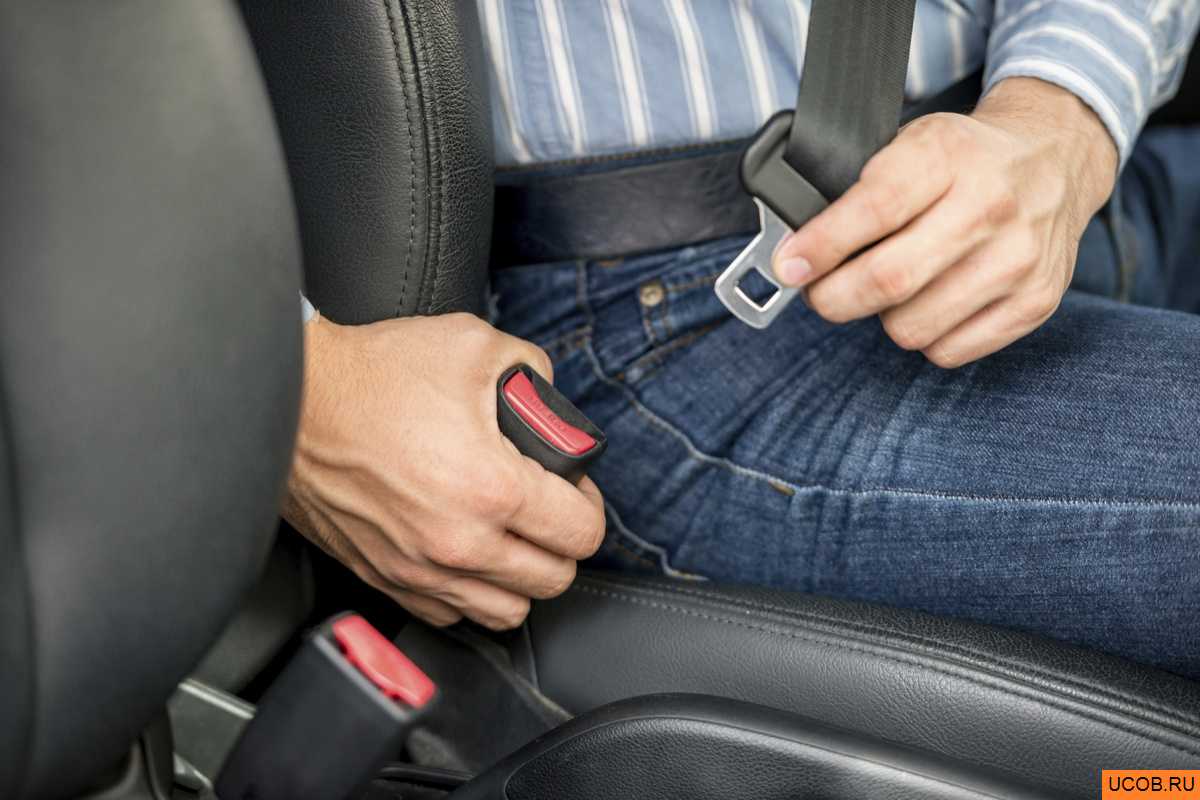 Когда пора менять ремни безопасности в автомобиле